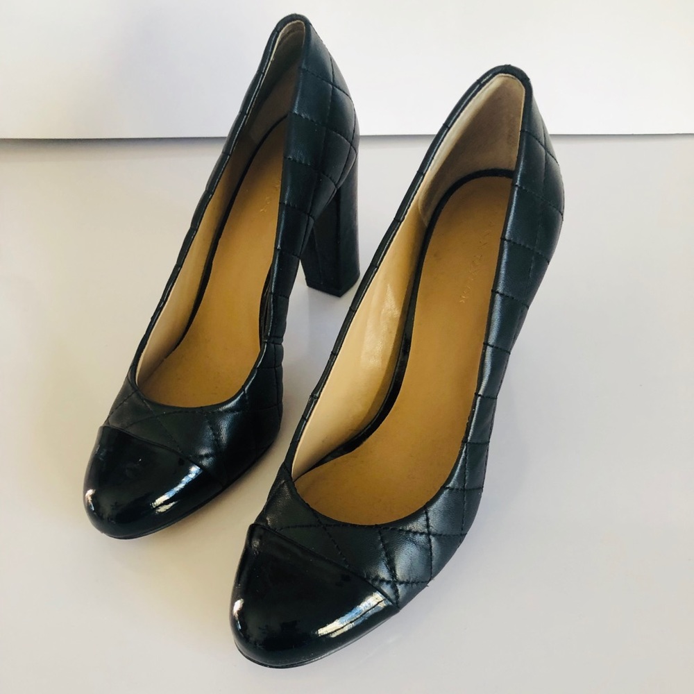 Ann Taylor Quilted Leather & Patent Shoe